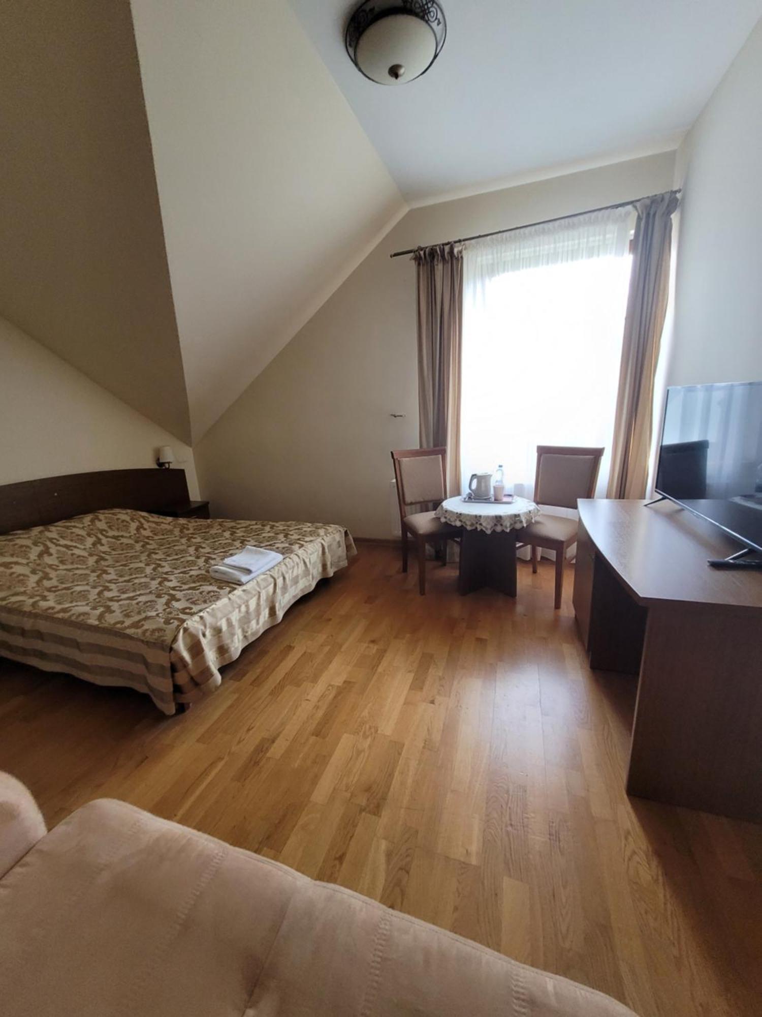 Dworek Biesiadny Radzewice Dış mekan fotoğraf